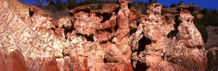 Pyramides - Vallée des Saints