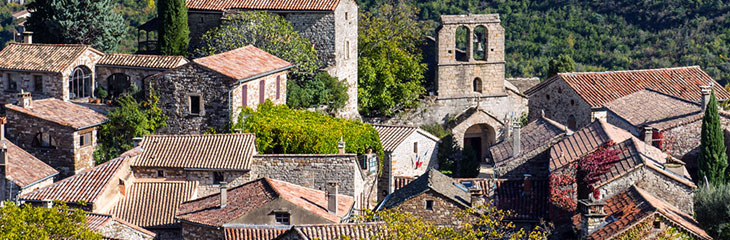 Le village et le cirque de Naves
