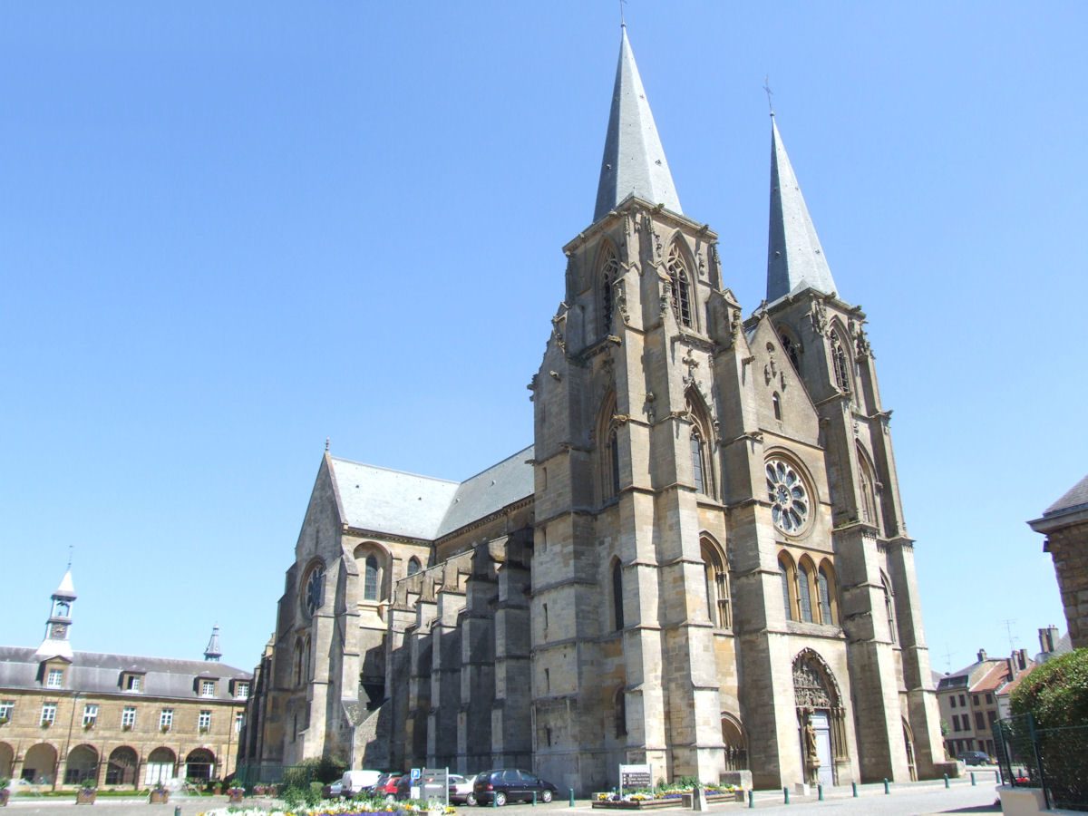 Abbatiale Notre-Dame de Mouzon