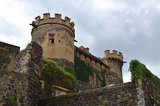 Château de Saint-Saturnin