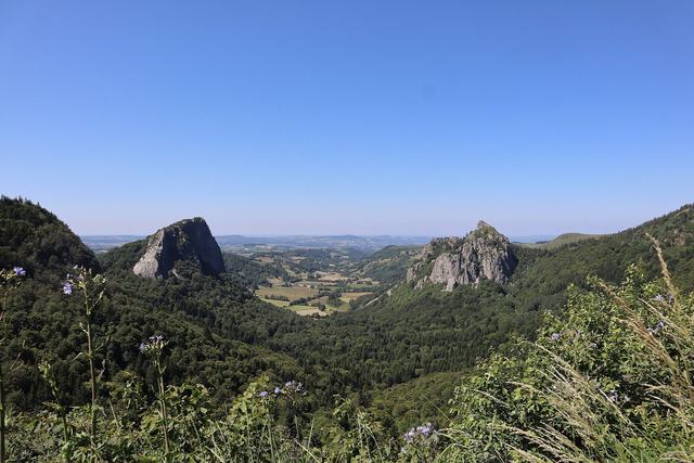Les Roches Tuilière et de Sanadoire