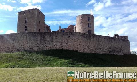 Château de Montrond-les-Bains