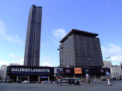 Tour Montparnasse By AlfvanBeem via Wikimedia Commons