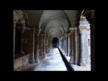 Le Cloître de la cathédrale du Puy en Velay en vidéo